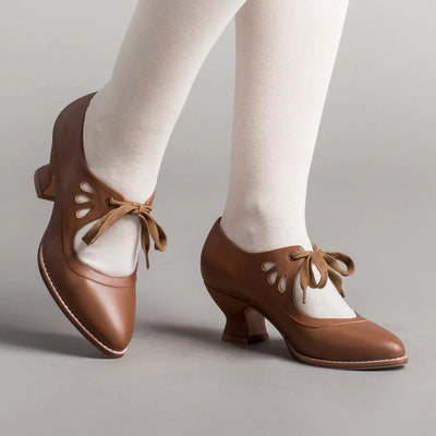 Stylish Women’s Closed-Toe Shoes | Vintage