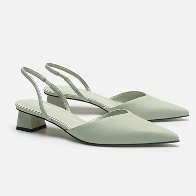 Women’s Closed-Toe Sandals | Low Heel