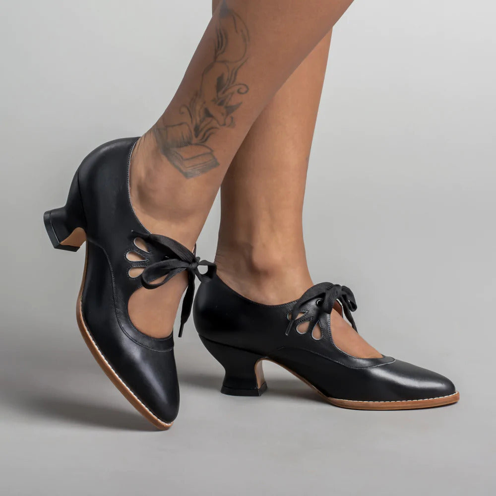 Stylish Women’s Closed-Toe Shoes | Vintage